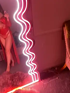 Snapshot of feedeegeorgie chatting on March 17, 2025, 11:35 pm feedeegeorgie online show from March 17, 2025, 11:35 pm