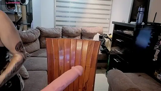 freyaa sorcerees online show from February 25, 2026, 5:51 am