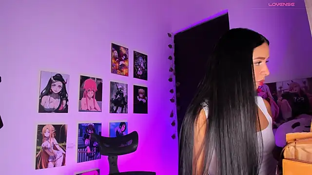 Snapshot of Vickysth chatting on May 27, 2026, 11:23 pm Vickysth online show from May 27, 2026, 11:23 pm