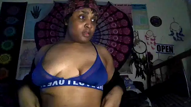 GardeniaFields online show from March 4, 2026, 10:12 am