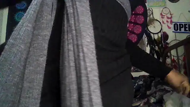 Snapshot of GardeniaFields chatting on February 18, 2026, 8:44 am GardeniaFields online show from February 18, 2026, 8:44 am