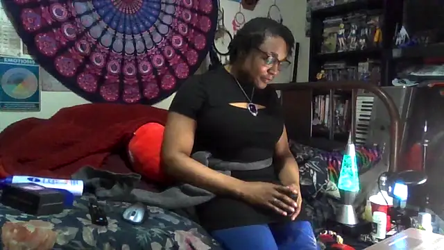 Snapshot of GardeniaFields chatting on December 22, 2025, 12:22 am GardeniaFields online show from December 22, 2025, 12:22 am