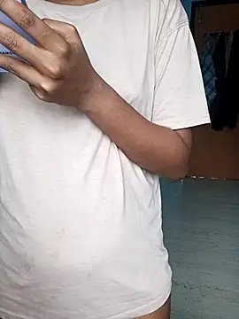 Snapshot of naughtyreva chatting on September 22, 2025, 5:57 am naughtyreva online show from September 22, 2025, 5:57 am