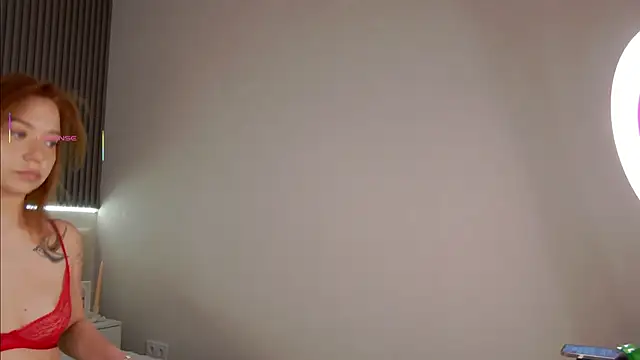 Snapshot of NikaDines chatting on November 3, 2025, 5:23 am NikaDines online show from November 3, 2025, 5:23 am