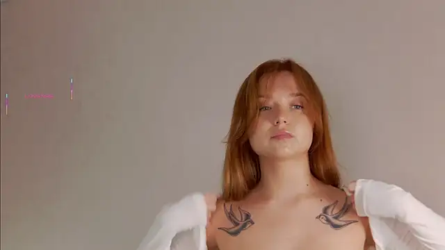 Snapshot of NikaDines chatting on October 31, 2025, 1:57 am NikaDines online show from October 31, 2025, 1:57 am