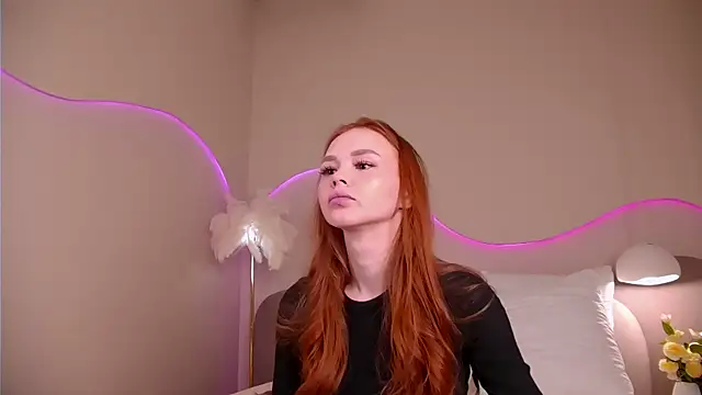 MiraBliss online show from November 29, 2025, 7:36 pm