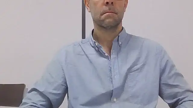 Snapshot of Simon_76 chatting on November 28, 2025, 10:37 am Simon 76 online show from November 28, 2025, 10:37 am