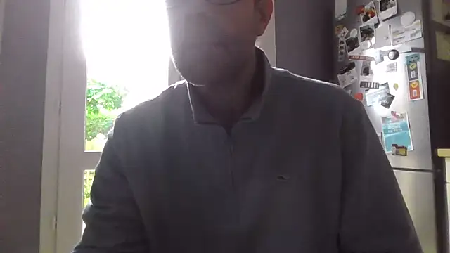 Snapshot of Simon_76 chatting on October 11, 2025, 7:53 am Simon 76 online show from October 11, 2025, 7:53 am