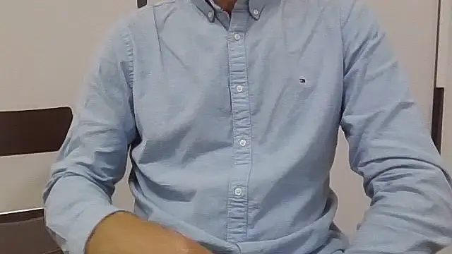 Snapshot of Simon_76 chatting on October 9, 2025, 2:28 pm Simon 76 online show from October 9, 2025, 2:28 pm