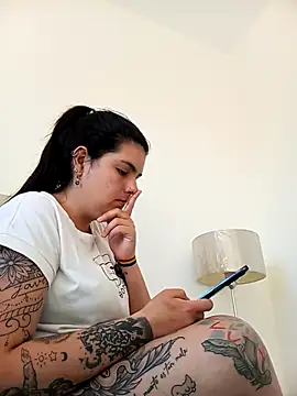 Seet Hanna online show from April 14, 2026, 9:47 am