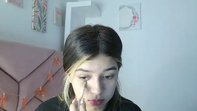 Snapshot of eva_sin18 chatting on September 15, 2025, 11:16 pm eva sin18 online show from September 15, 2025, 11:16 pm