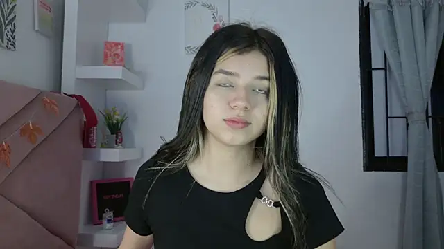 Snapshot of eva_sin18 chatting on September 17, 2025, 11:07 pm eva sin18 online show from September 17, 2025, 11:07 pm