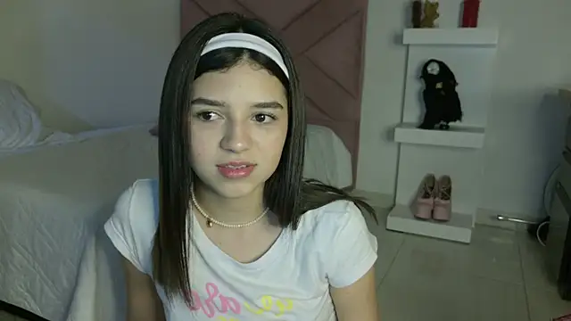 eva sin18 online show from May 15, 2026, 11:03 pm