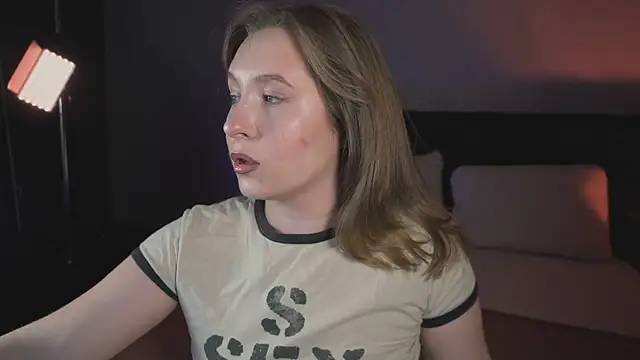 Snapshot of saint_trisha chatting on April 11, 2026, 8:23 pm saint trisha online show from April 11, 2026, 8:23 pm