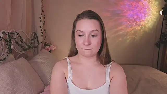 Snapshot of saint_trisha chatting on March 31, 2026, 8:44 pm saint trisha online show from March 31, 2026, 8:44 pm