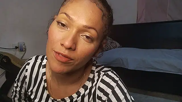 Milu curly online show from October 18, 2025, 5:20 am