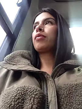 Snapshot of Nathaly_12 chatting on March 11, 2026, 12:32 pm Nathaly 12 online show from March 11, 2026, 12:32 pm