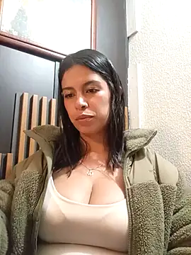 Snapshot of Nathaly_12 chatting on April 9, 2026, 11:55 pm Nathaly 12 online show from April 9, 2026, 11:55 pm