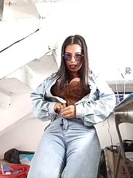 Snapshot of Nathaly_12 chatting on December 3, 2025, 7:35 pm Nathaly 12 online show from December 3, 2025, 7:35 pm