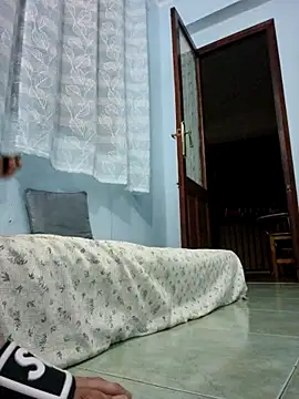 alexandraa12 online show from October 3, 2025, 8:32 pm