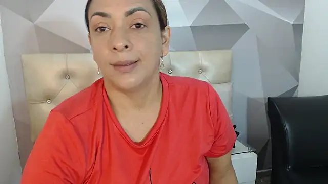 Milf-Prettyboobs online show from February 4, 2026, 10:43 am