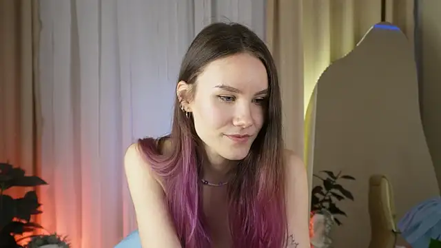 Snapshot of Clare__Florence chatting on March 20, 2025, 9:48 am Clare Florence online show from March 20, 2025, 9:48 am