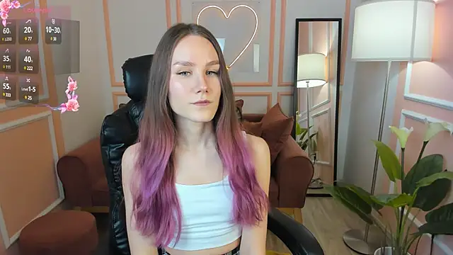 Snapshot of Clare__Florence chatting on March 21, 2025, 1:23 pm Clare Florence online show from March 21, 2025, 1:23 pm