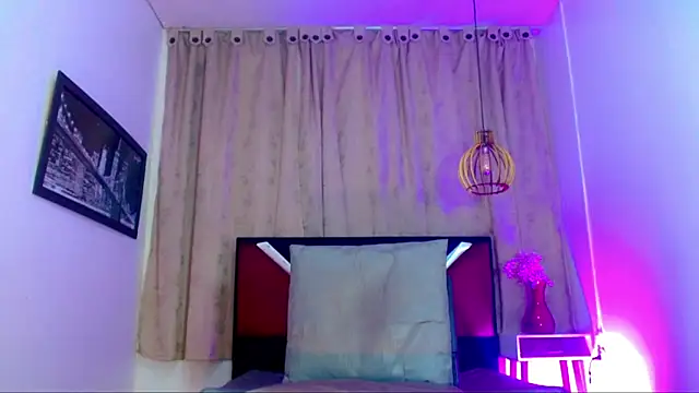 alexsandra kiss online show from July 1, 2026, 11:32 am