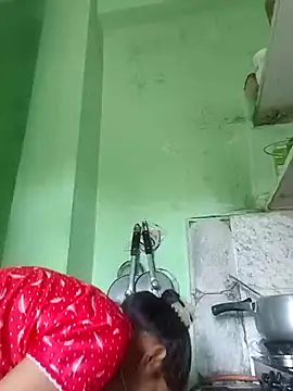 Hotty-Nidhi online show from April 4, 2026, 6:42 am