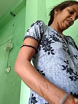 Hotty-Nidhi online show from March 14, 2026, 3:12 am