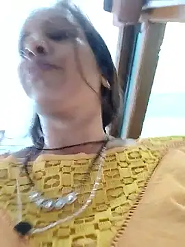 Hotty-Nidhi online show from March 27, 2026, 2:42 am