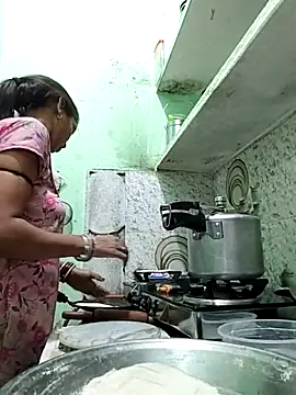 Hotty-Nidhi online show from April 11, 2026, 3:59 pm