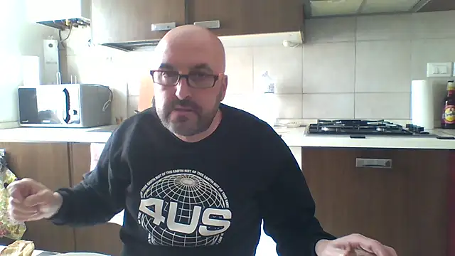 maxxxio12 online show from March 14, 2026, 12:22 pm