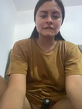 antonella774 online show from April 3, 2026, 4:24 pm