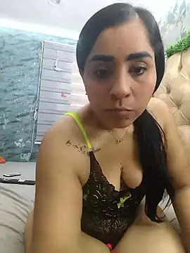 Snapshot of L_ucero chatting on January 9, 2026, 4:47 pm L ucero online show from January 9, 2026, 4:47 pm