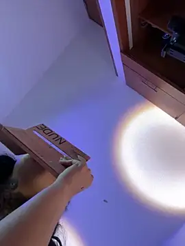 Snapshot of Lilith_Thompson chatting on October 22, 2025, 4:45 am Lilith Thompson online show from October 22, 2025, 4:45 am