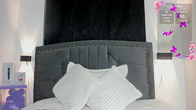 Snapshot of Lilith_Thompson chatting on November 27, 2025, 12:22 am Lilith Thompson online show from November 27, 2025, 12:22 am