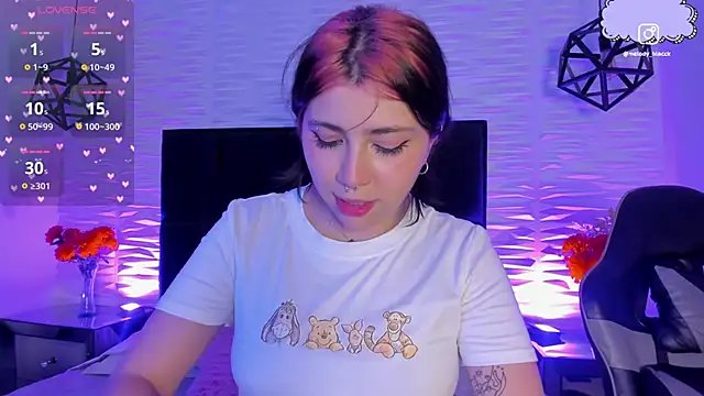 Melody Black  online show from May 8, 2026, 10:57 pm