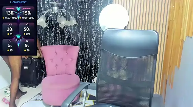 Dayana 20cm online show from March 11, 2025, 5:13 am