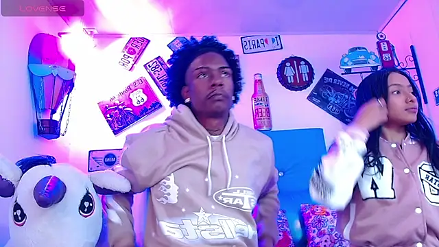 Snapshot of lili_roussi chatting on September 9, 2025, 3:27 am lili roussi online show from September 9, 2025, 3:27 am