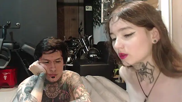 Snapshot of Alucard-Carmila chatting on September 11, 2025, 4:01 am Alucard-Carmila online show from September 11, 2025, 4:01 am