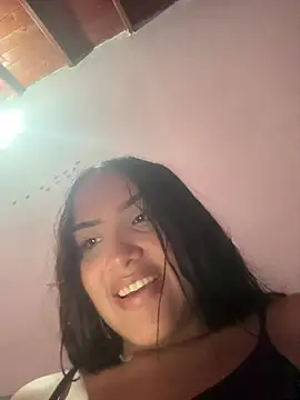 Snapshot of iamsara_21 chatting on March 18, 2026, 5:21 am iamsara 21 online show from March 18, 2026, 5:21 am