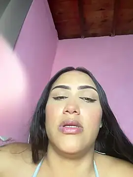 Snapshot of iamsara_21 chatting on April 17, 2026, 8:17 am iamsara 21 online show from April 17, 2026, 8:17 am