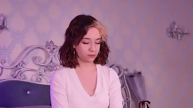 Snapshot of Gia_Riccardo chatting on November 13, 2025, 4:22 pm Gia Riccardo online show from November 13, 2025, 4:22 pm