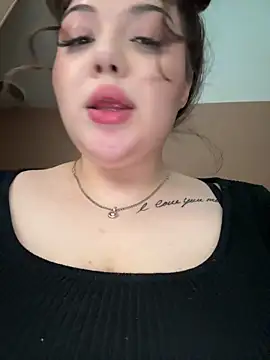 razdetta online show from March 16, 2025, 5:50 pm