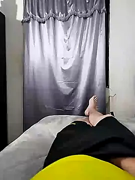 Snapshot of Andy-rtg chatting on March 19, 2025, 12:59 am Andy-rtg online show from March 19, 2025, 12:59 am