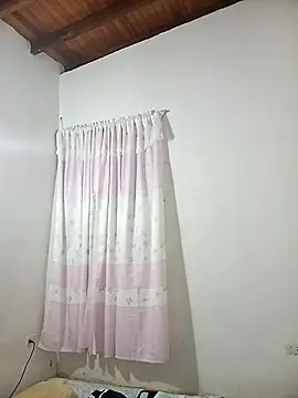 Snapshot of Sexi_girl29 chatting on October 5, 2025, 10:22 pm Sexi girl29 online show from October 5, 2025, 10:22 pm