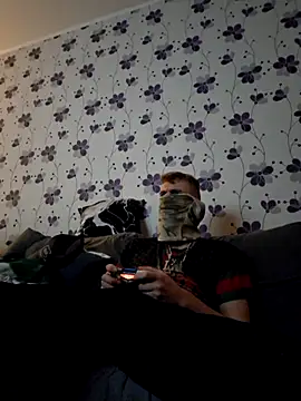 Snapshot of ThePython666 chatting on October 25, 2025, 4:33 am ThePython666 online show from October 25, 2025, 4:33 am