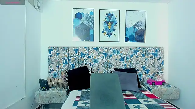 sexyvioletvalerious online show from March 25, 2026, 2:38 pm