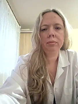 Snapshot of Irina3718 chatting on January 18, 2026, 2:31 pm Irina3718 online show from January 18, 2026, 2:31 pm